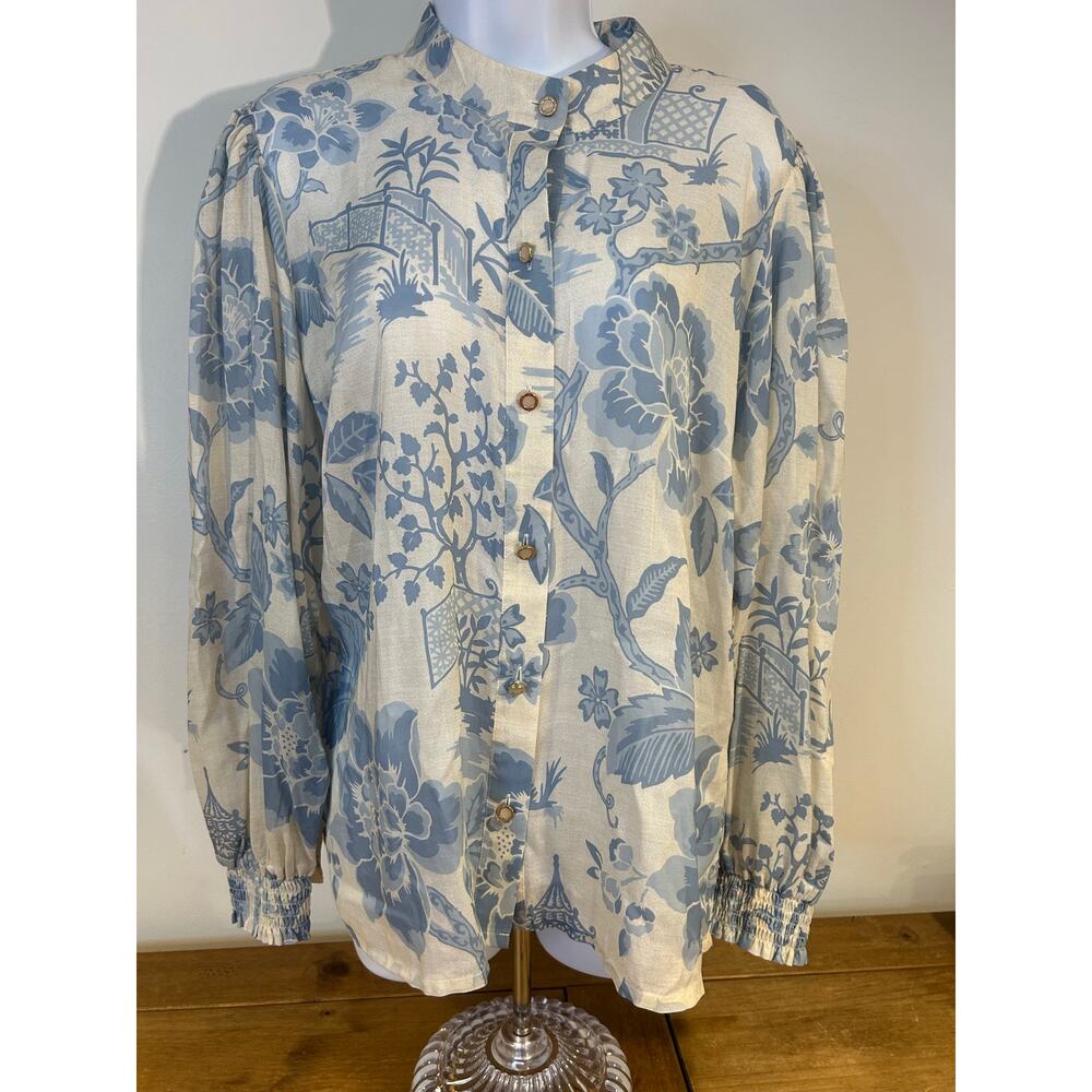 SPARTINA 449 Sz L Lightweight Lindita Blouse Enclave Toile Blue Smocked Cuffs